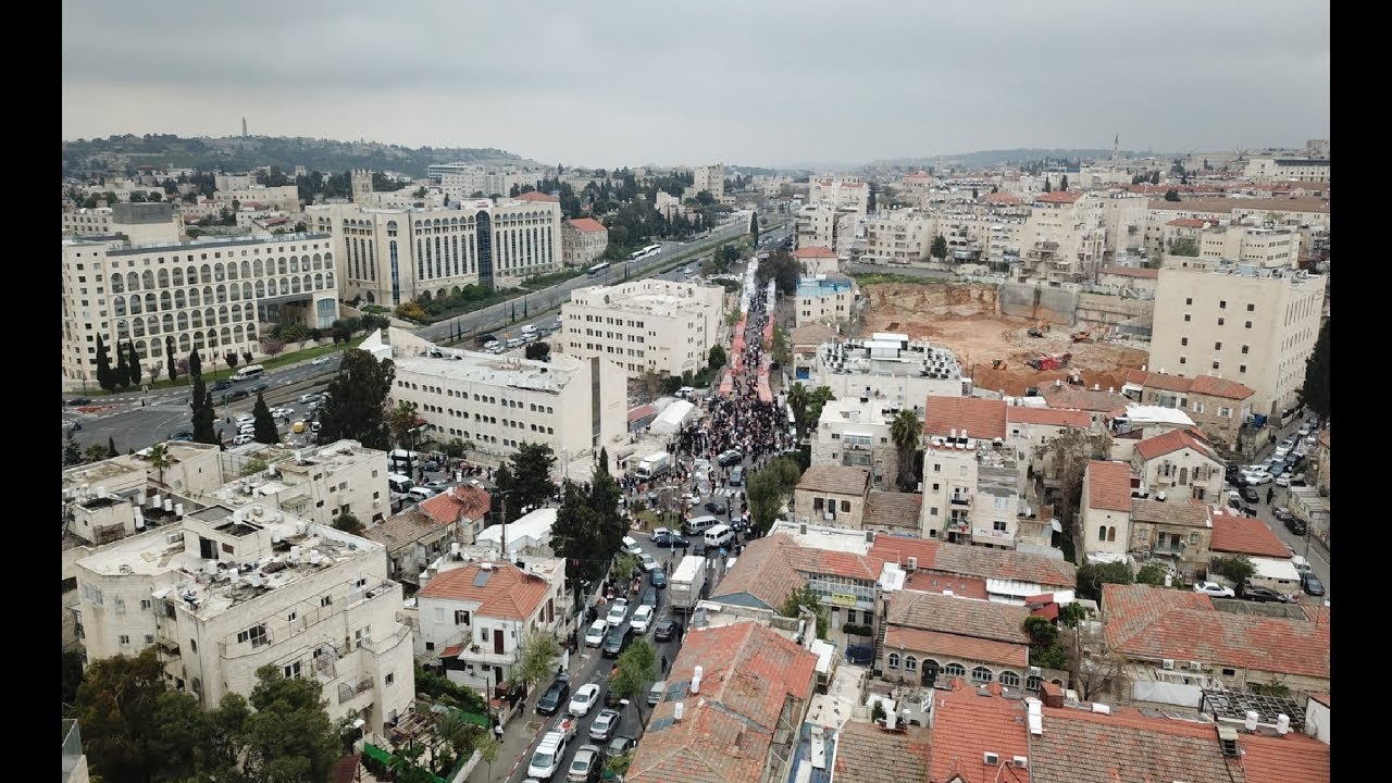 Highlights - World’s Largest Pesach Distribution! Oneg Shabbos V’Yom Tov
