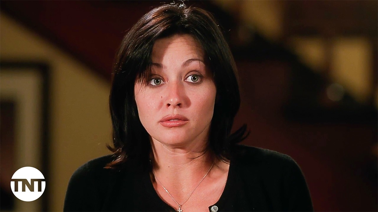 Who Is the Real Prue Halliwell? [CLIP] | Charmed | TNT