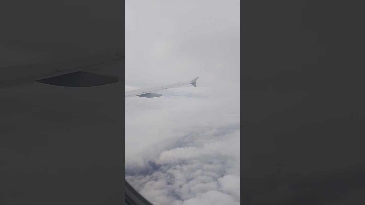 What a beautiful view in the sky 🤩🤩🤩#trending #shortsviral #viral #viralvideo @LewenColongon 