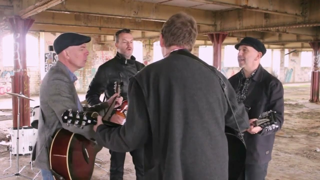 Beautiful Decay - Richard Snow & The Inlaws