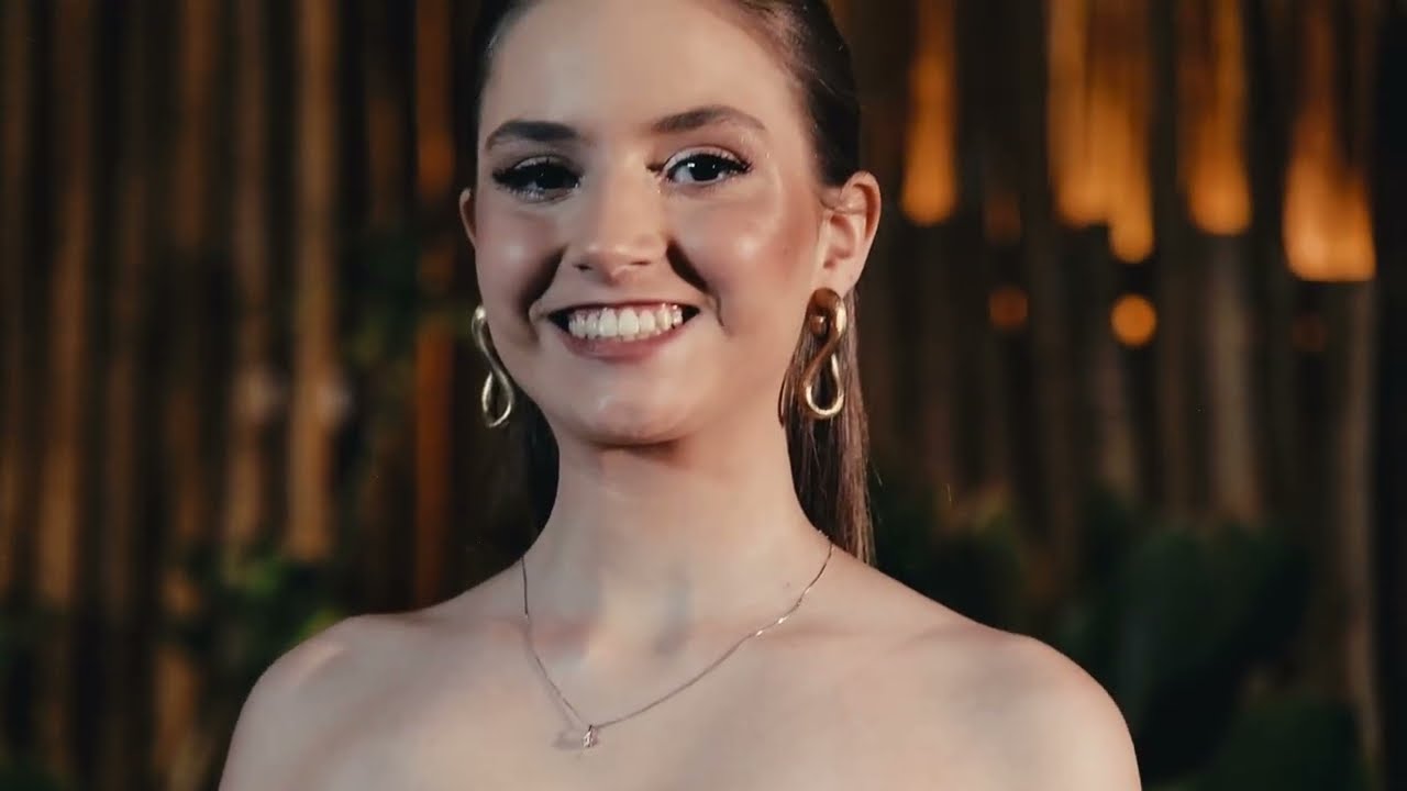 Teaser Helena | 15 anos