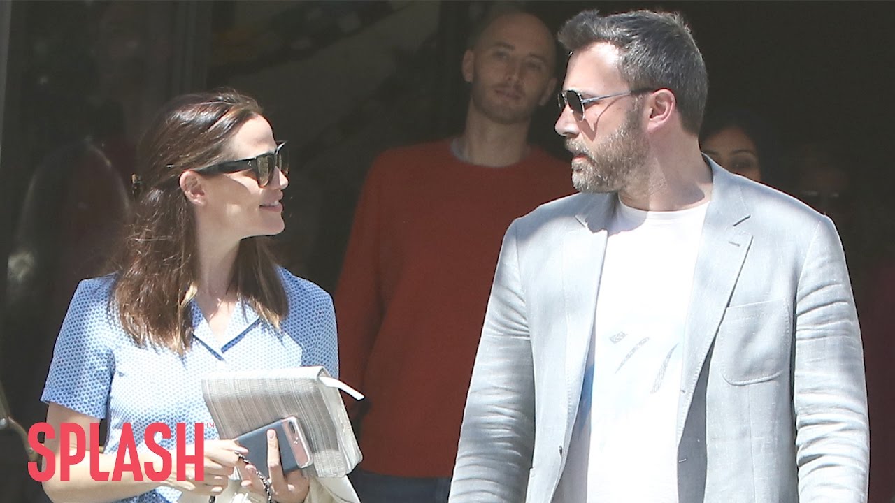 Ben Affleck Moved Out of Family Home, Living Close By | Splash News TV