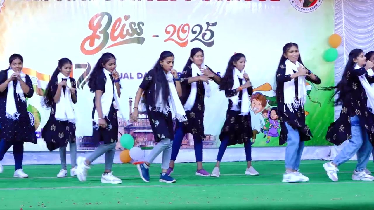 Yasoda Concept School 17th Annual Day Bliss 2025 || 9th Class Girls || Nachde na Saree