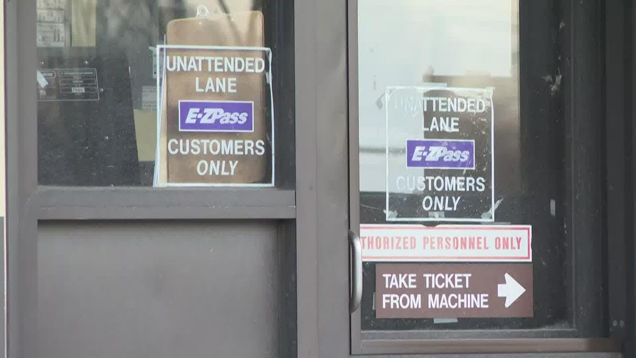 State leaders looking at possibility of adding toll roads to Michigan highways