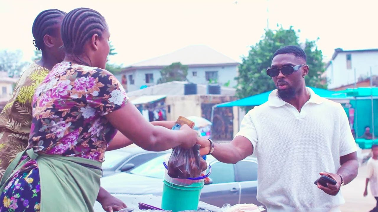 Billionaire Neva Knew He Could Find Love Again Until He Met D Poor Roadside Seller On His Way/Movies