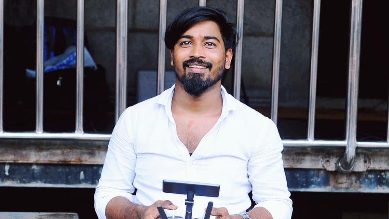 Raghavendra Rattadi | Photographer | Event Manager | Wedding Planner