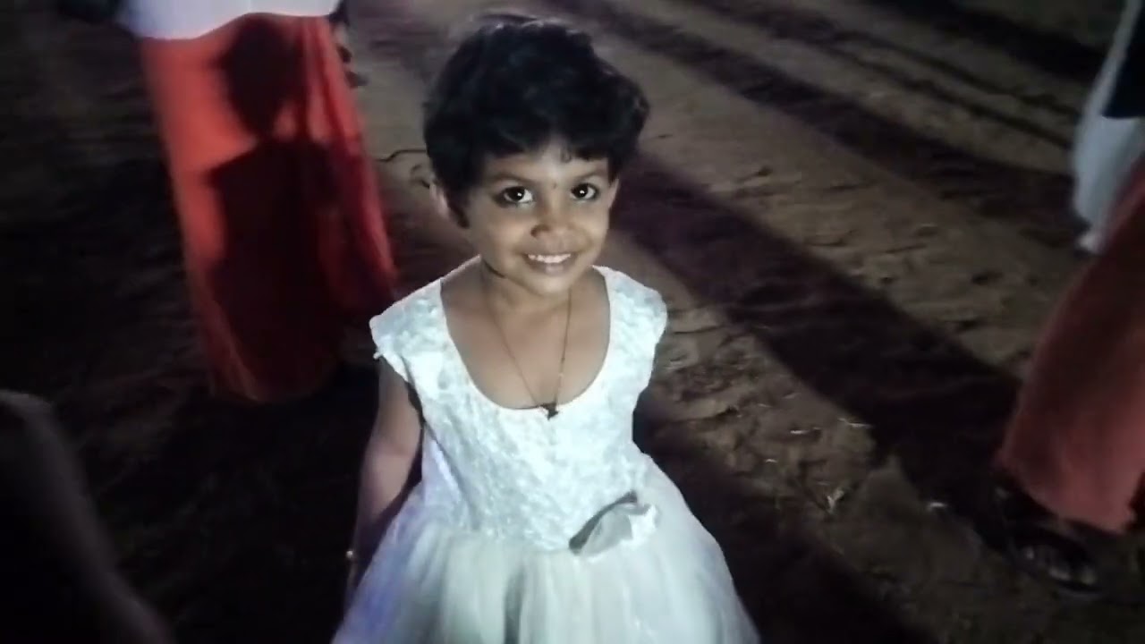 കൂത്തു കാണാൻ  ചൂട്ട് കത്തിച്ചു വരുന്ന ഒരമ്പലം പാലപ്പെട്ടി ശ്രീ ഭഗവതി ക്ഷേത്രം🫰