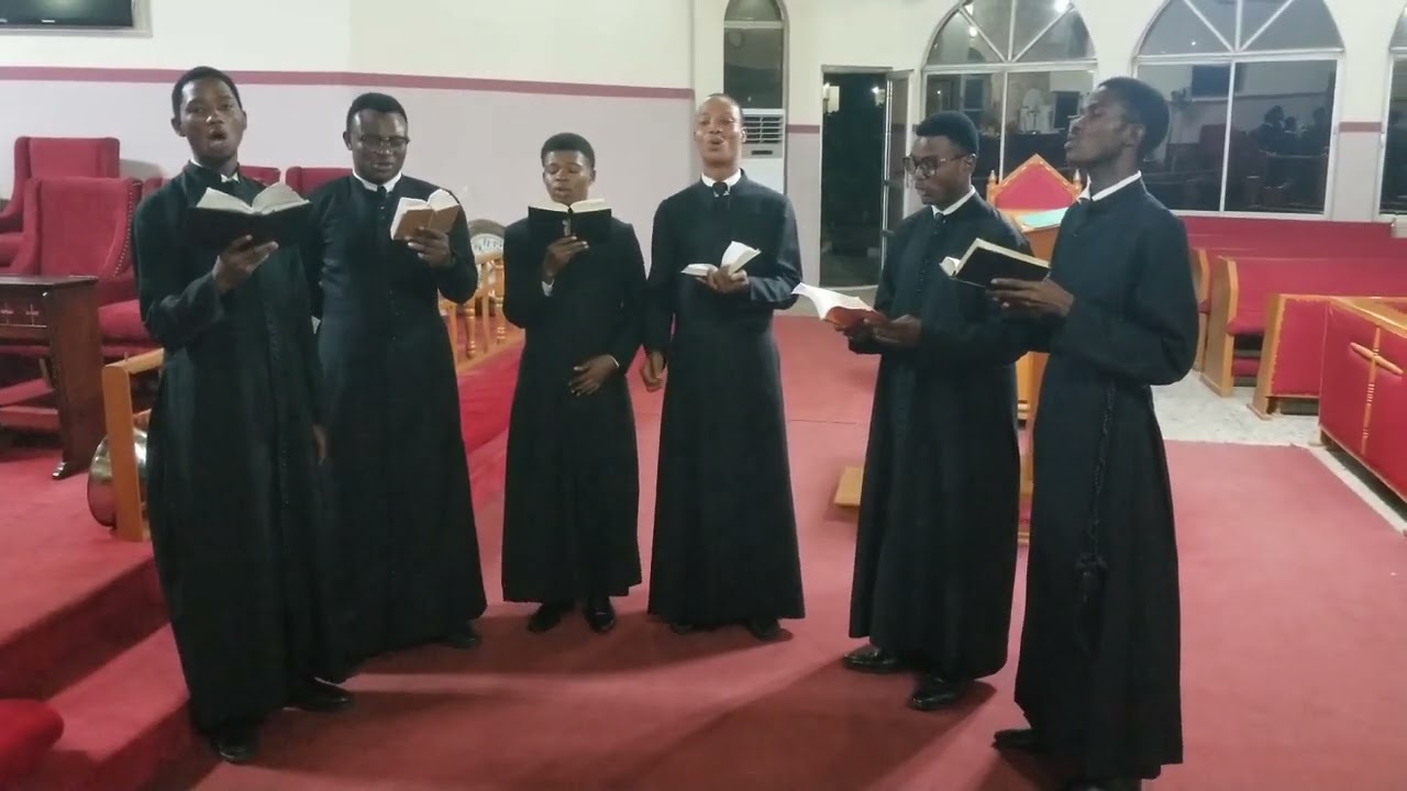 E funpe na kikan.    (I.O.M 107) Tune Harewood ..... With Organist Timothy Idowu
