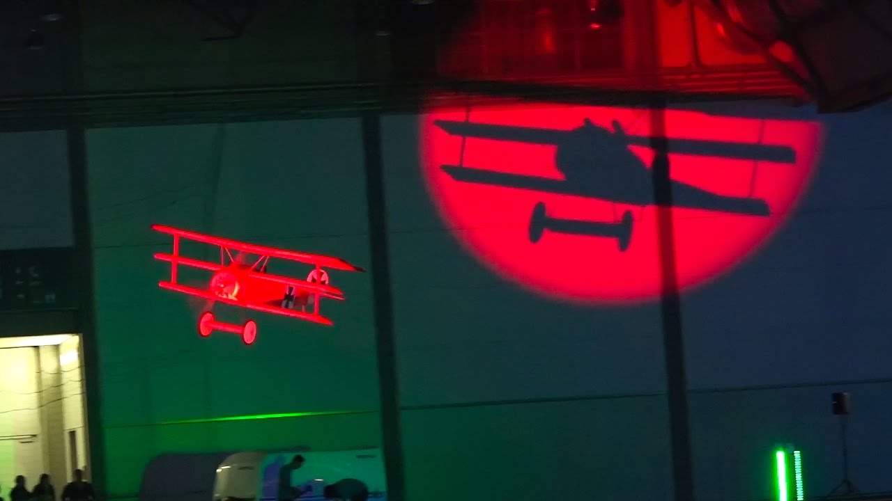 INDOOR NIGHT FLIGHT SHOW!!! GIGANTIC RC PLANE FOKKER DR1 TRIPLANE / Fair Leipzig Germany 2016