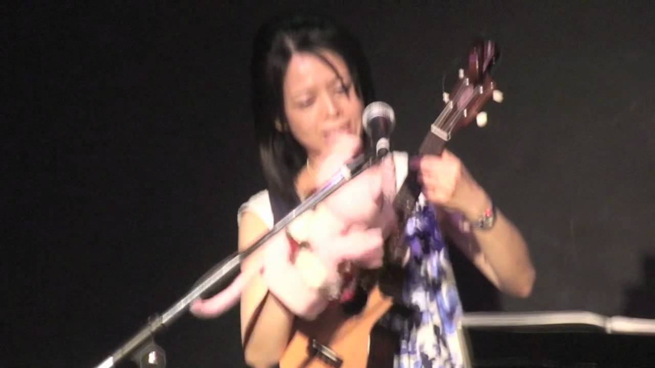 T.T.Cafe (Ukulele Jazz) MoonRiver-The Pink Panther~Charade