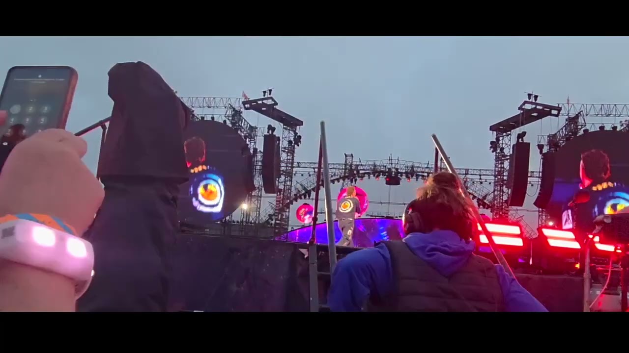 Coldplay Hull concert 2025, night 1