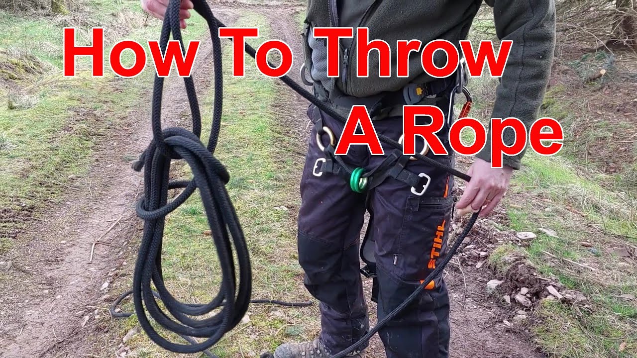 Rope Throwing - How To Coil A Rope for Throwing. Half Turn and Bight Method To Avoid Twisting.
