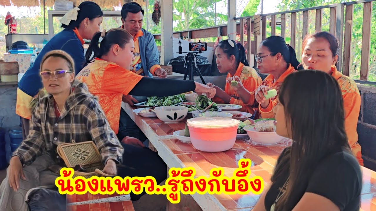 ป้าบอกอะไรกับช่างปั้น