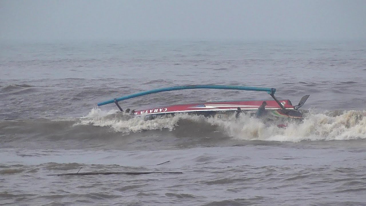 The boat rolls over the biggest waves until it sinks