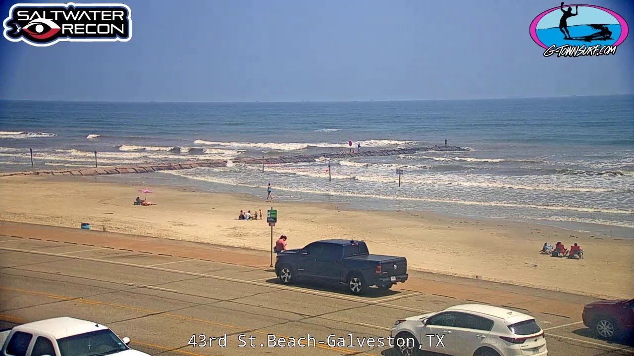 LIVE from 43rd St. Beach Cam in Galveston, Texas