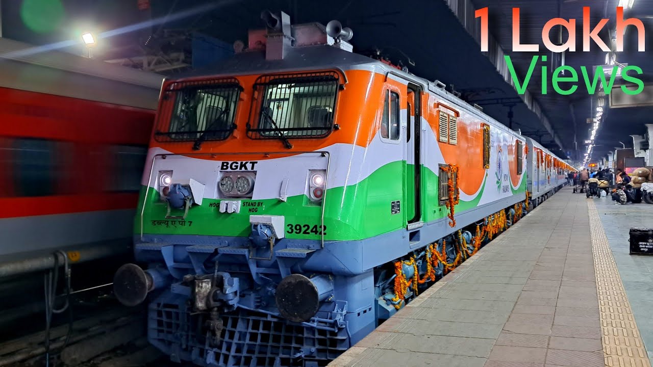 Jaisalmer - Delhi (SSB) Inaugral Special Express Departing Jaipur Junction with Tricolour BGKT P7 🇮🇳