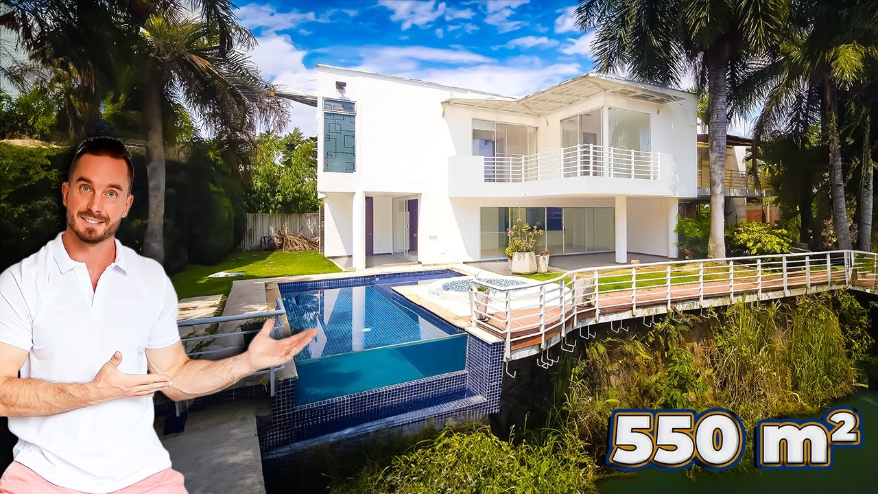 Vendo Casa Campestre en Cali Colombia con Acceso Privado a un Lago | info: +573217082339