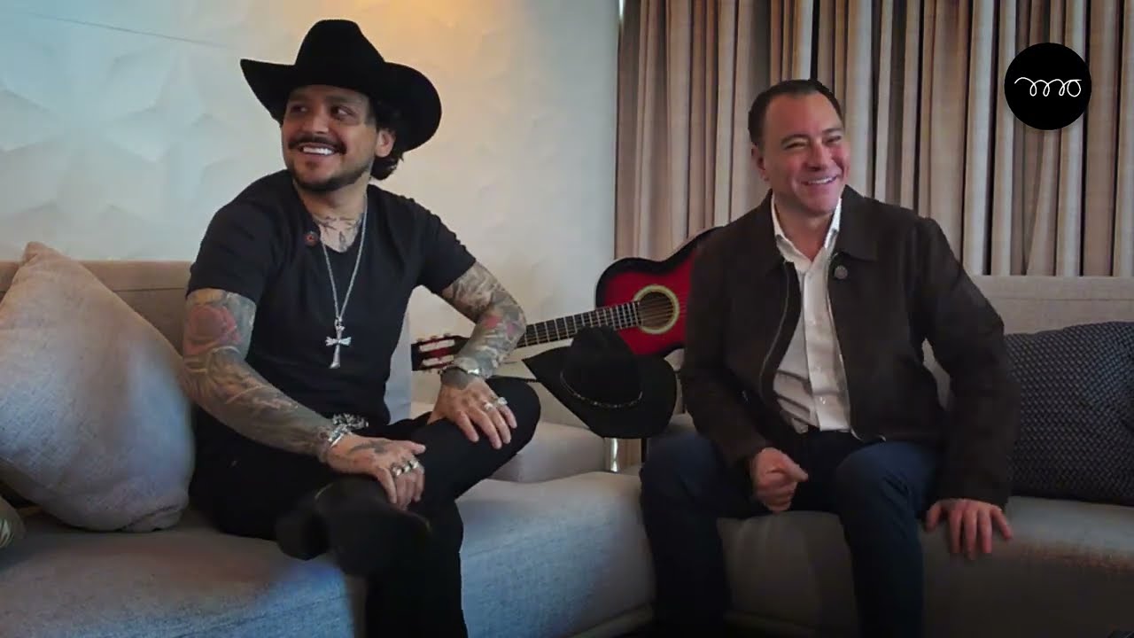 Christian Nodal se sincera y abre la caja.