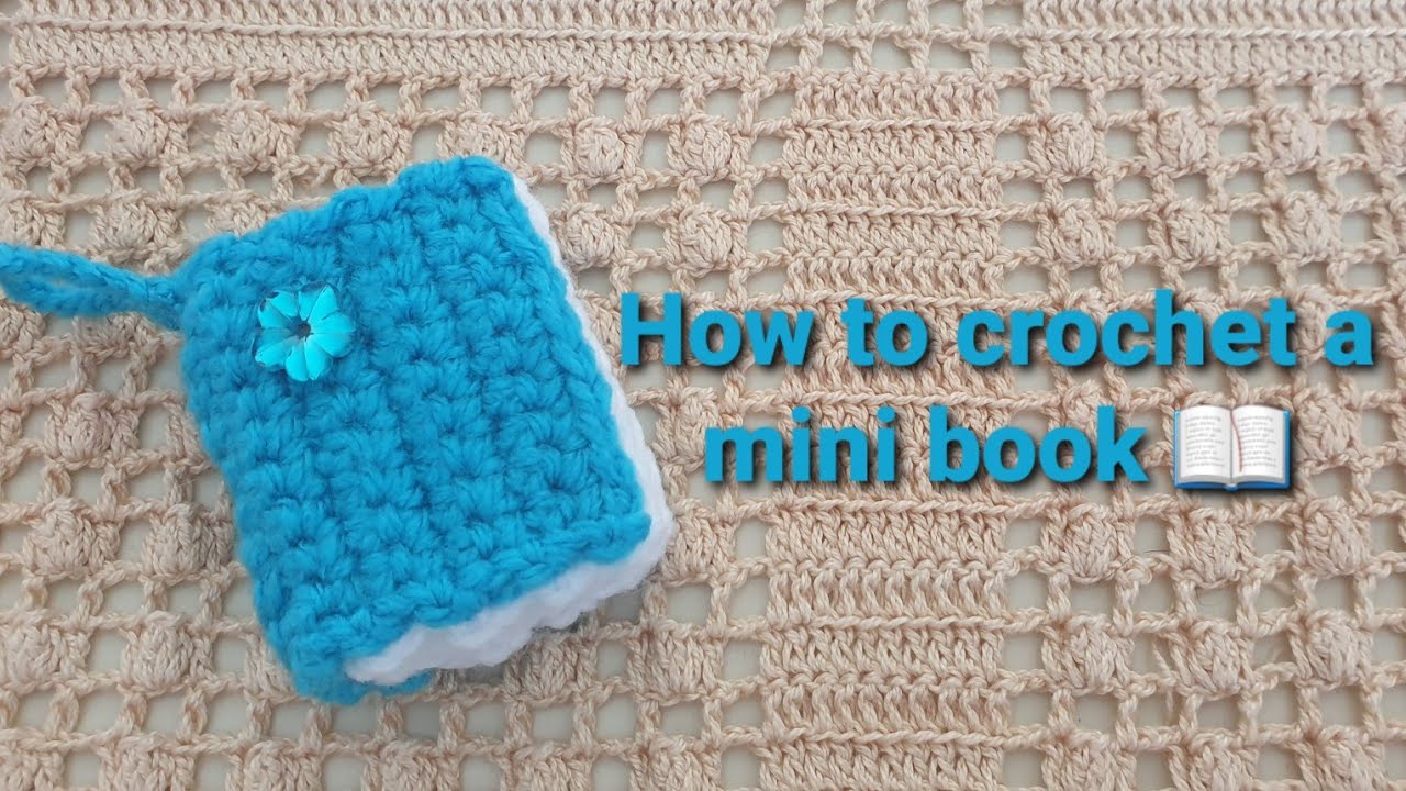 How to crochet a mini book 📖 keychain 🔑🔗 super cute 😍
