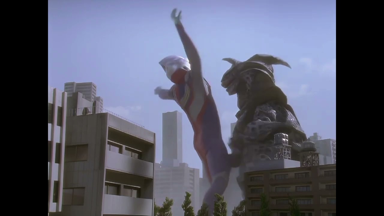 Ultraman Tiga out of energy & lost