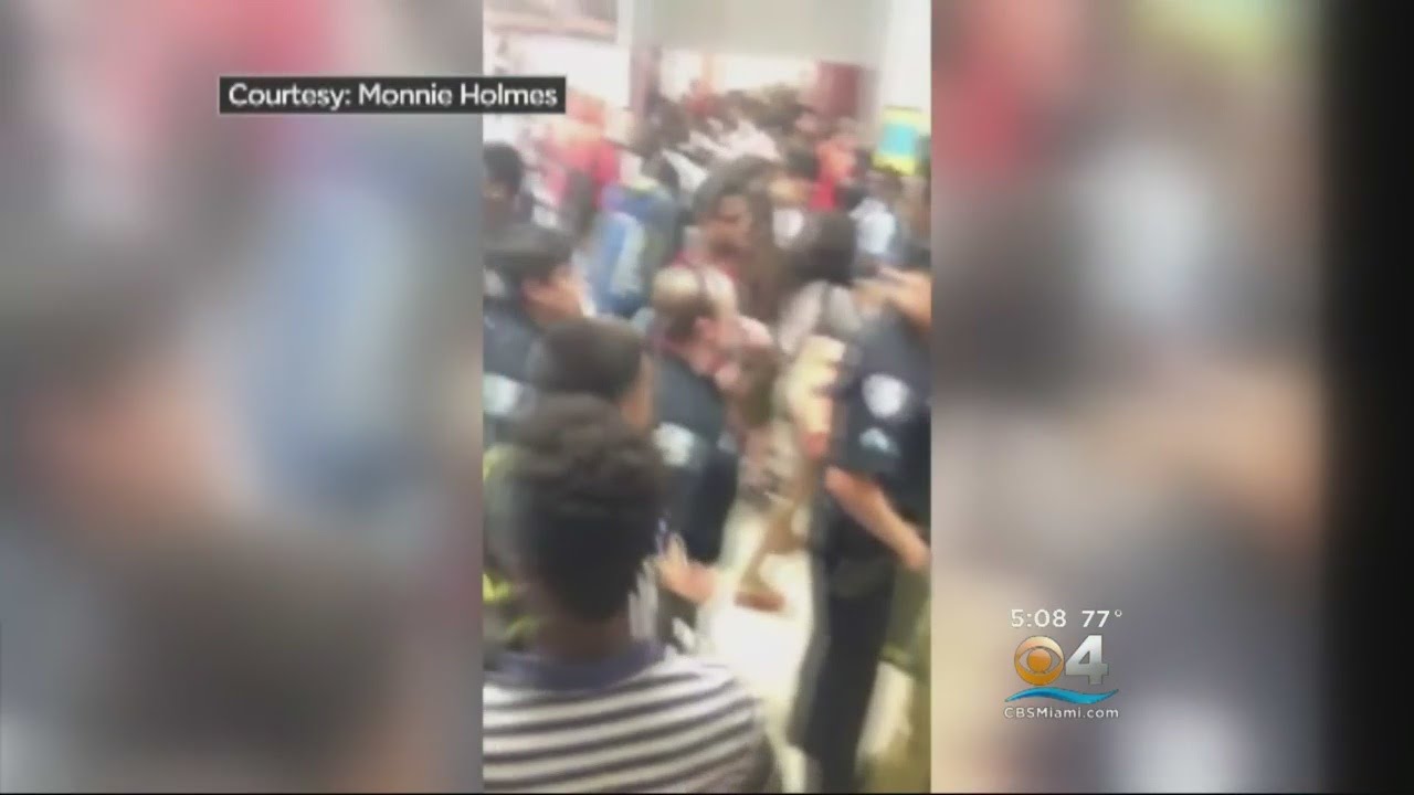 Police Called Over Disruptive Food Fight At Sunrise School