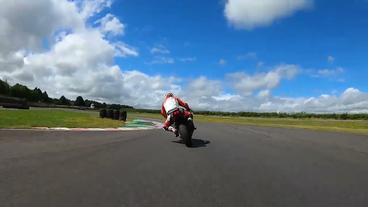 Castle Combe Motorcycle track day 10 Jul 2024, Group 1, Session 3