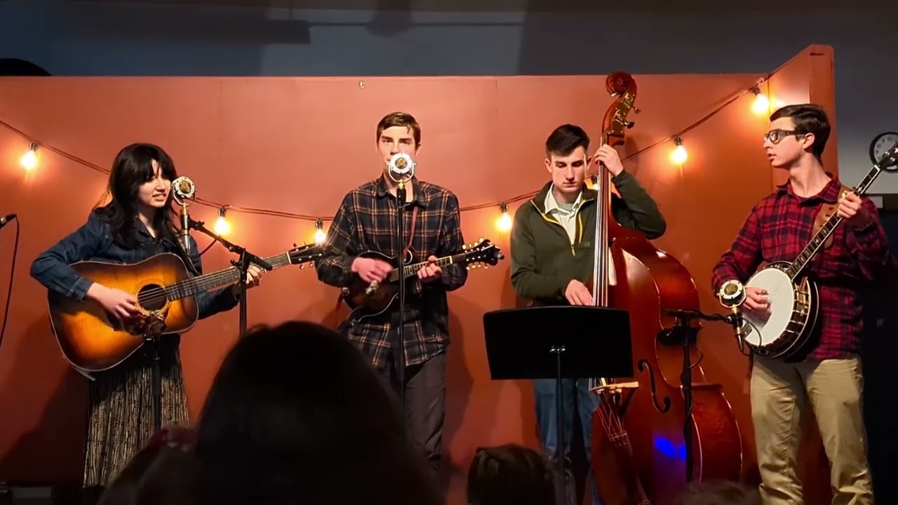 Old Train - Sandy Point, Live at MAFM