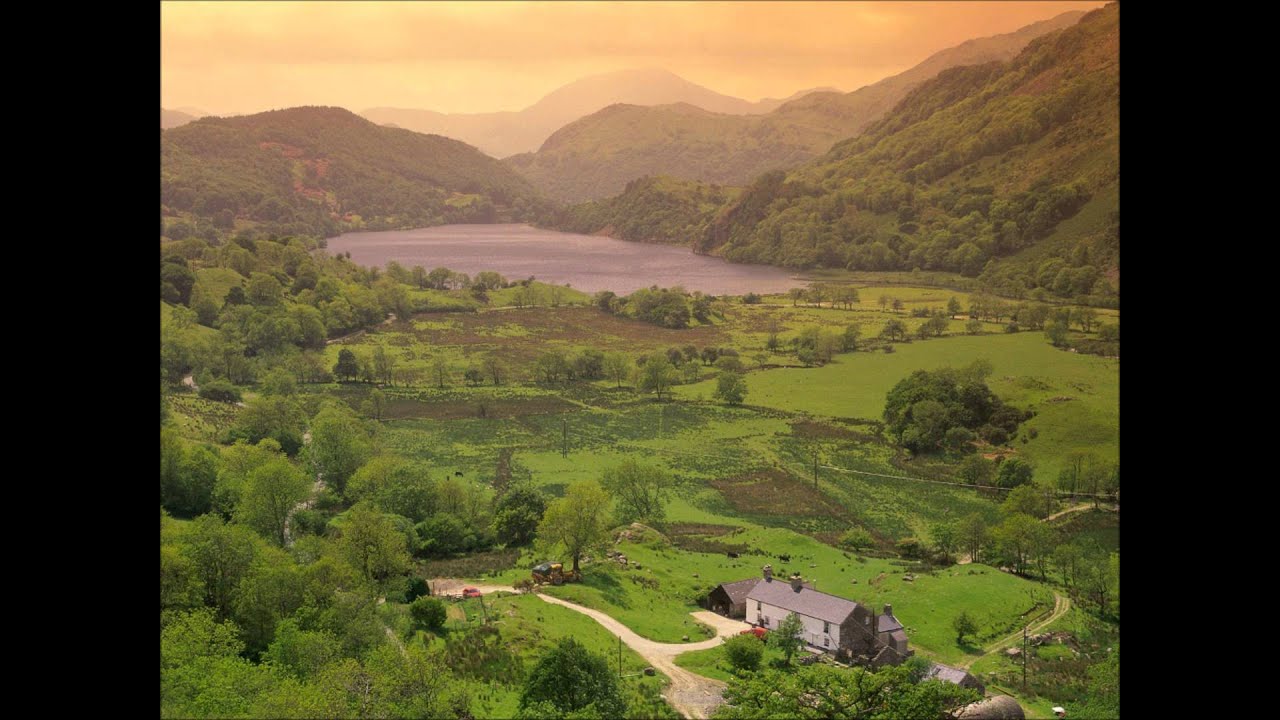 Celtic Song - Between Two Worlds - LEAH