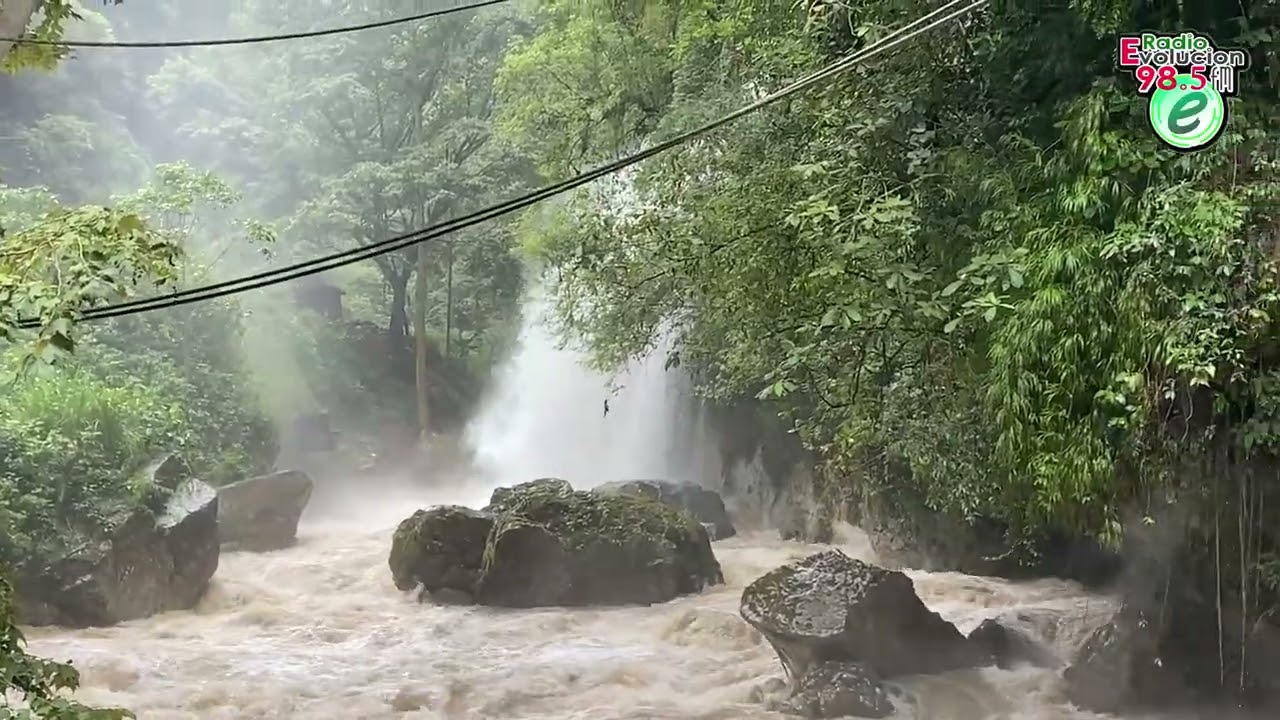 Cascada Velo De Novia En Huautla de Jimenez Oaxaca 2022