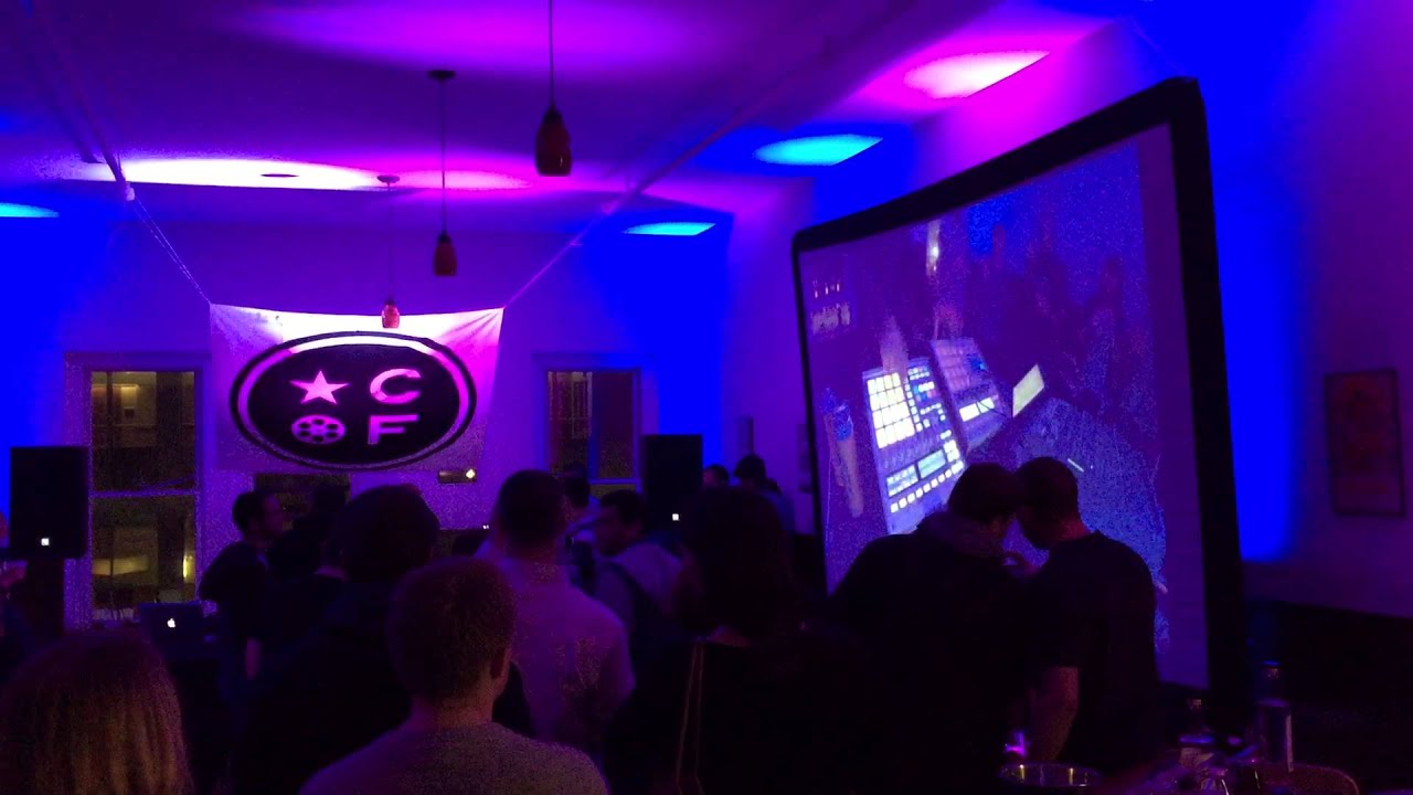 Jeremy Ellis blows minds with insane live show Super Mario Brothers finish