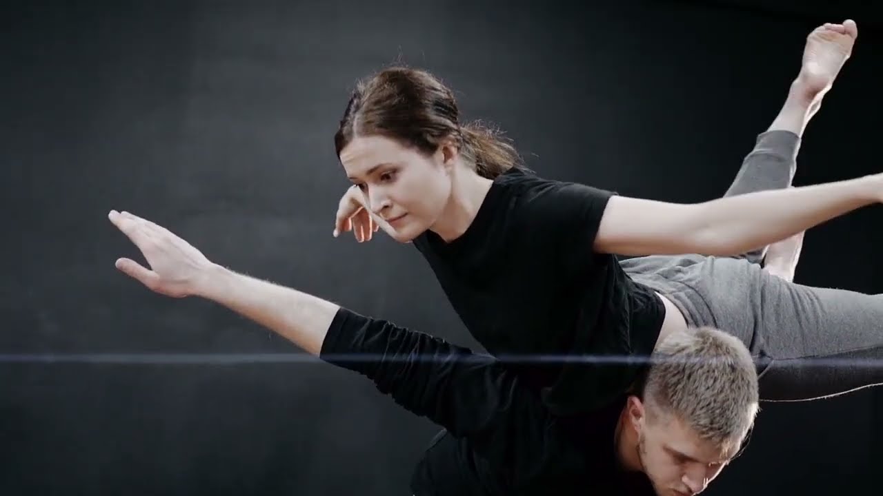 Poďme  spolu lietať 😍(Modern romance music)