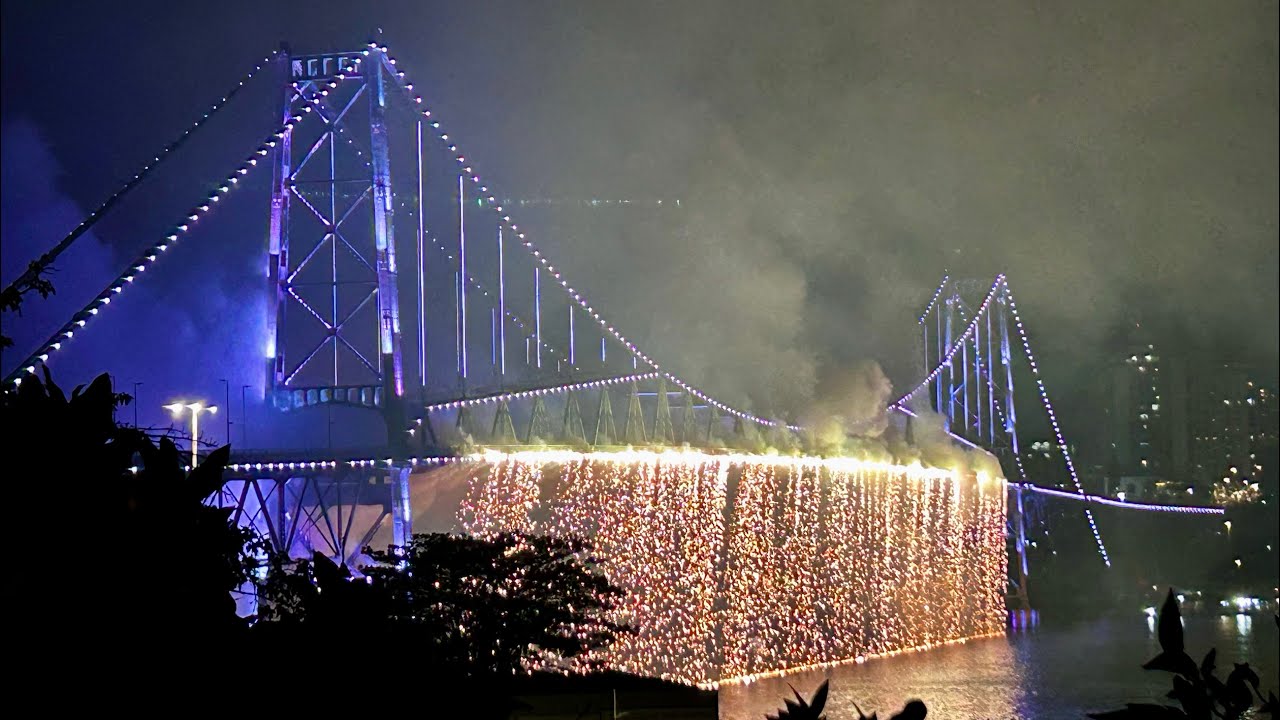 Réveillon Florianópolis 2026 (4K) Ponte Hercílio luz