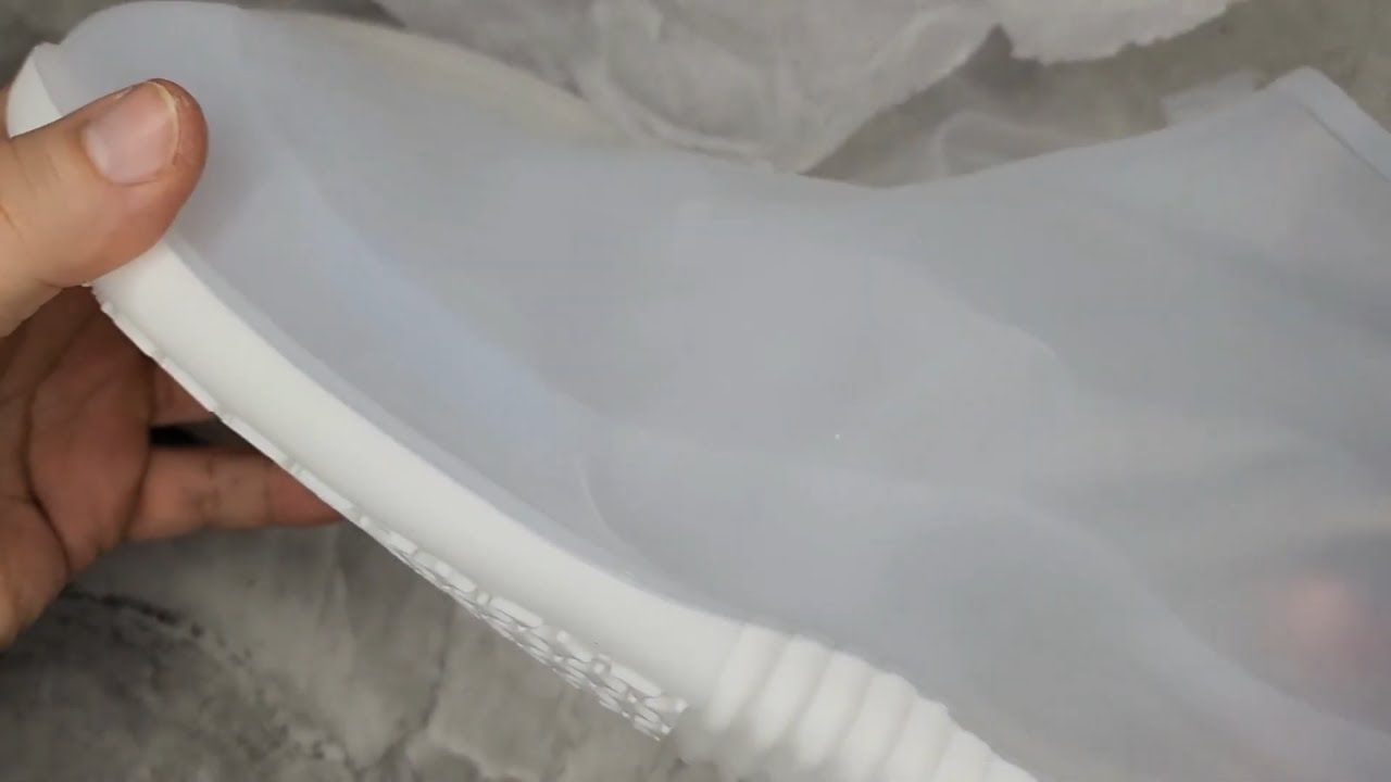 Waterproof Shoe Covers Transparent Rubber Stretch Rain Sneaker Covers Review