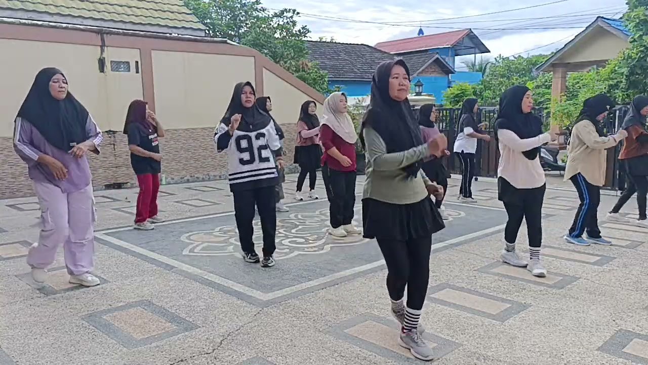 Ayo goyang 