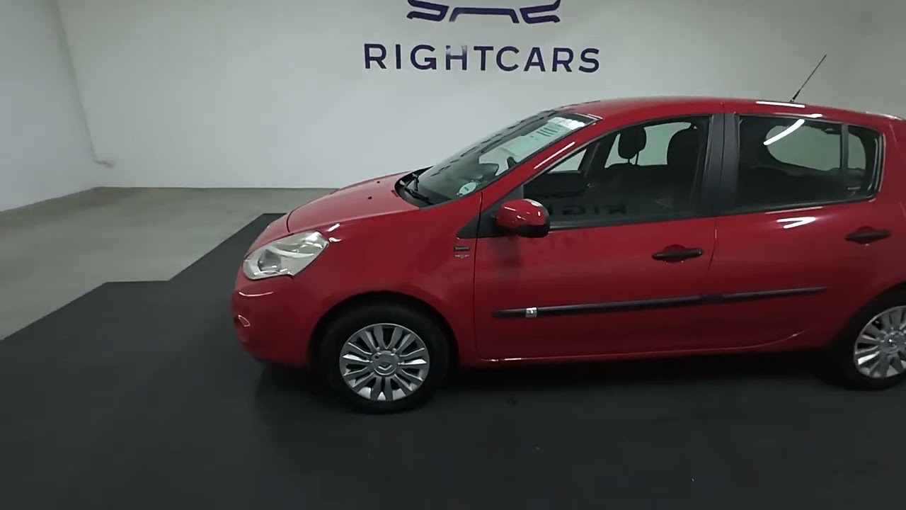 Renault Clio 1.6 2012 года (Yahoo!)