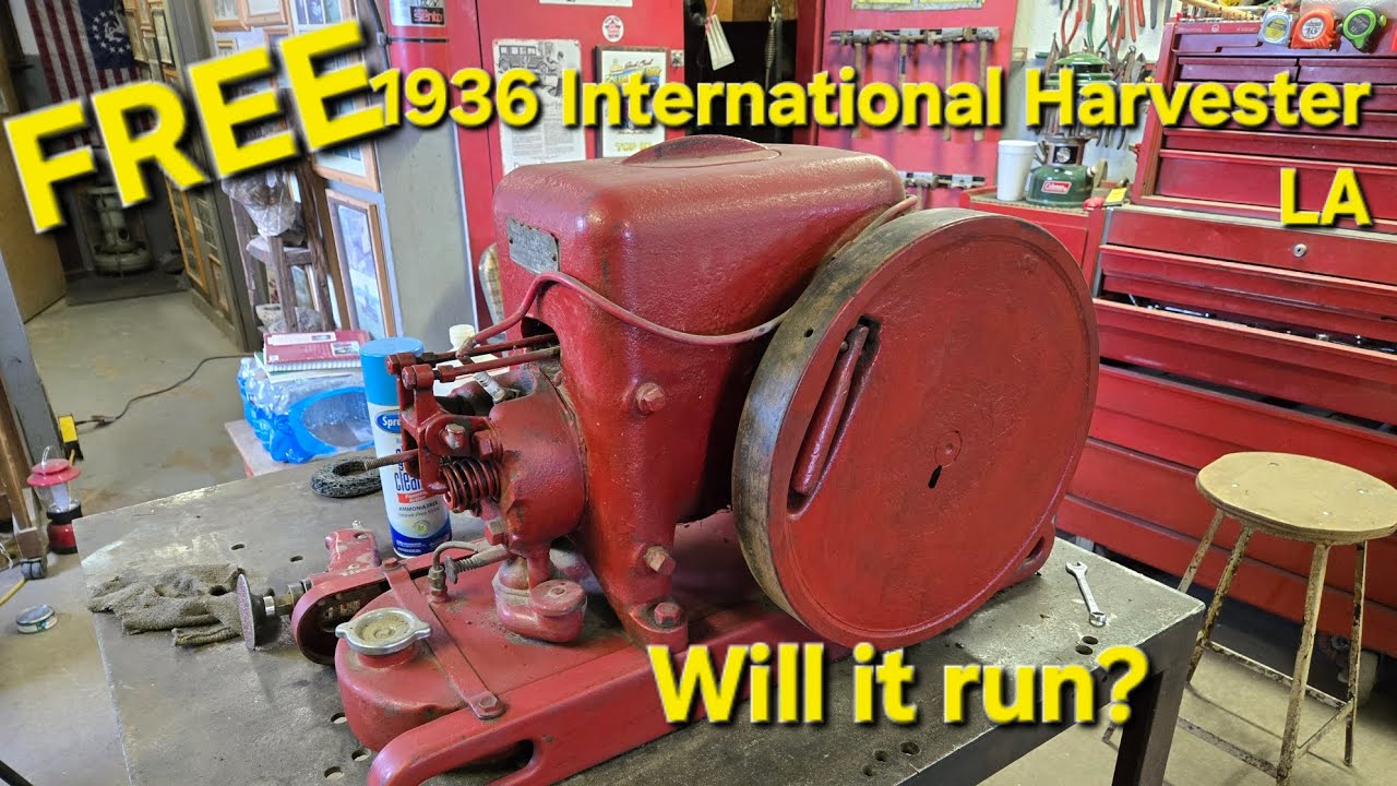 We were given a 1936 International Harvester LA gas engin, Let's see if we can make it run! 