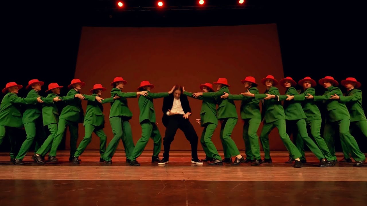 The rose of Stage art / Move Forward 2024