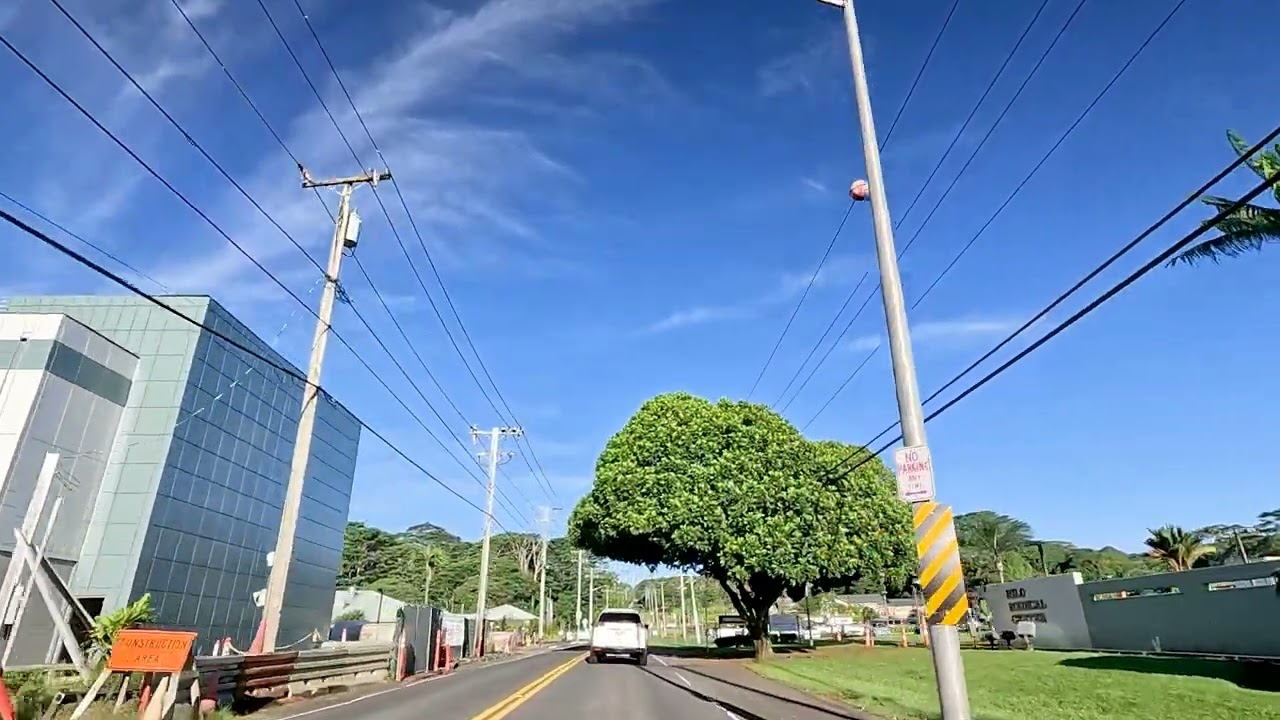 Driving on Waianuenue Avenue in Hilo Hawaii