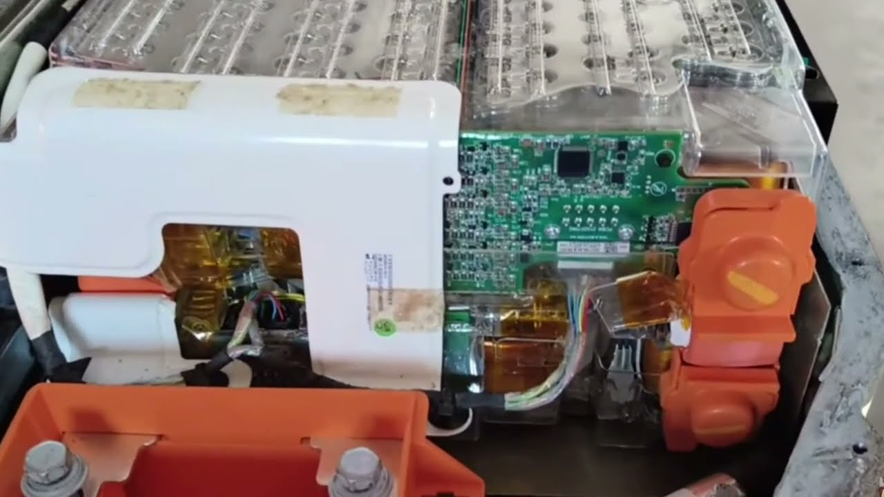 Tesla repair error BMS_u029 We will disassemble the battery and look for the problem  battery repair