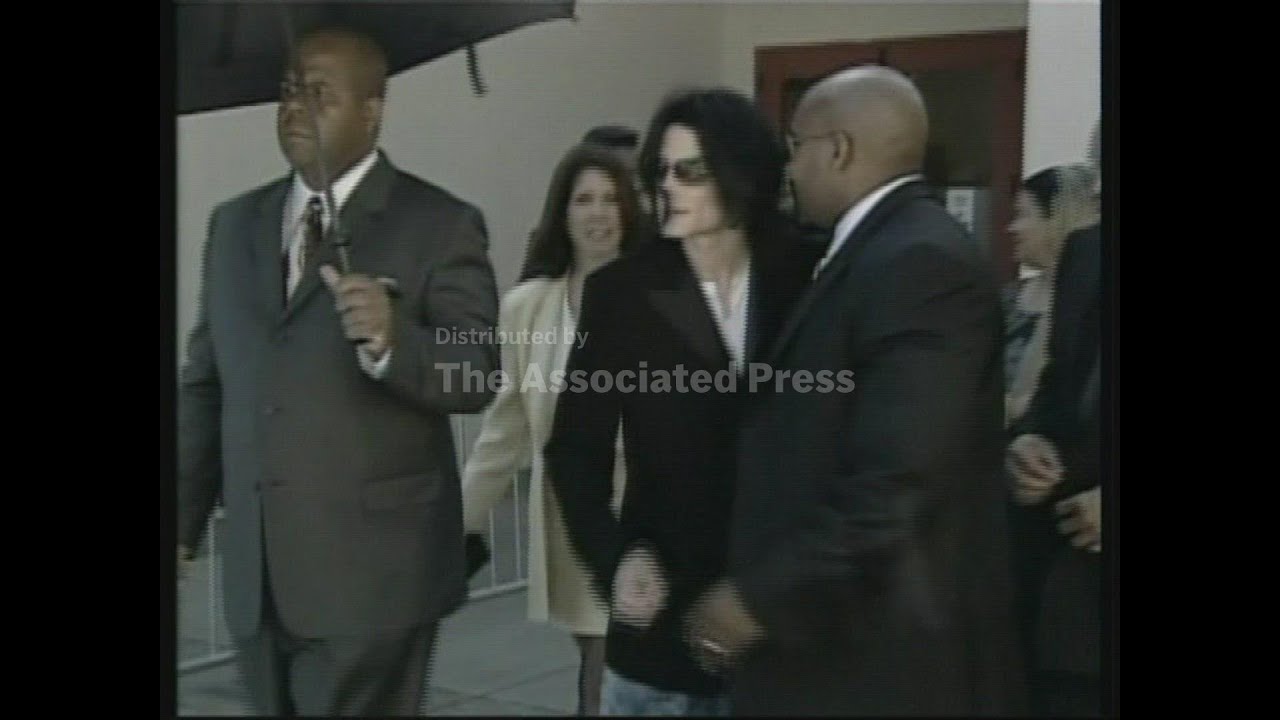 EDIT Jackson leaves court, court sketches, attorney comment
