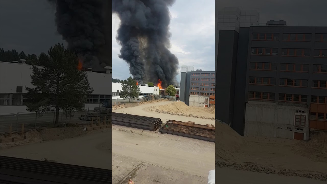 Gro&szlig;brand Tegel Lagerhallen