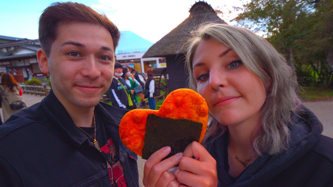 Je visite un village 🇯🇵 en couple ft @Louis-San