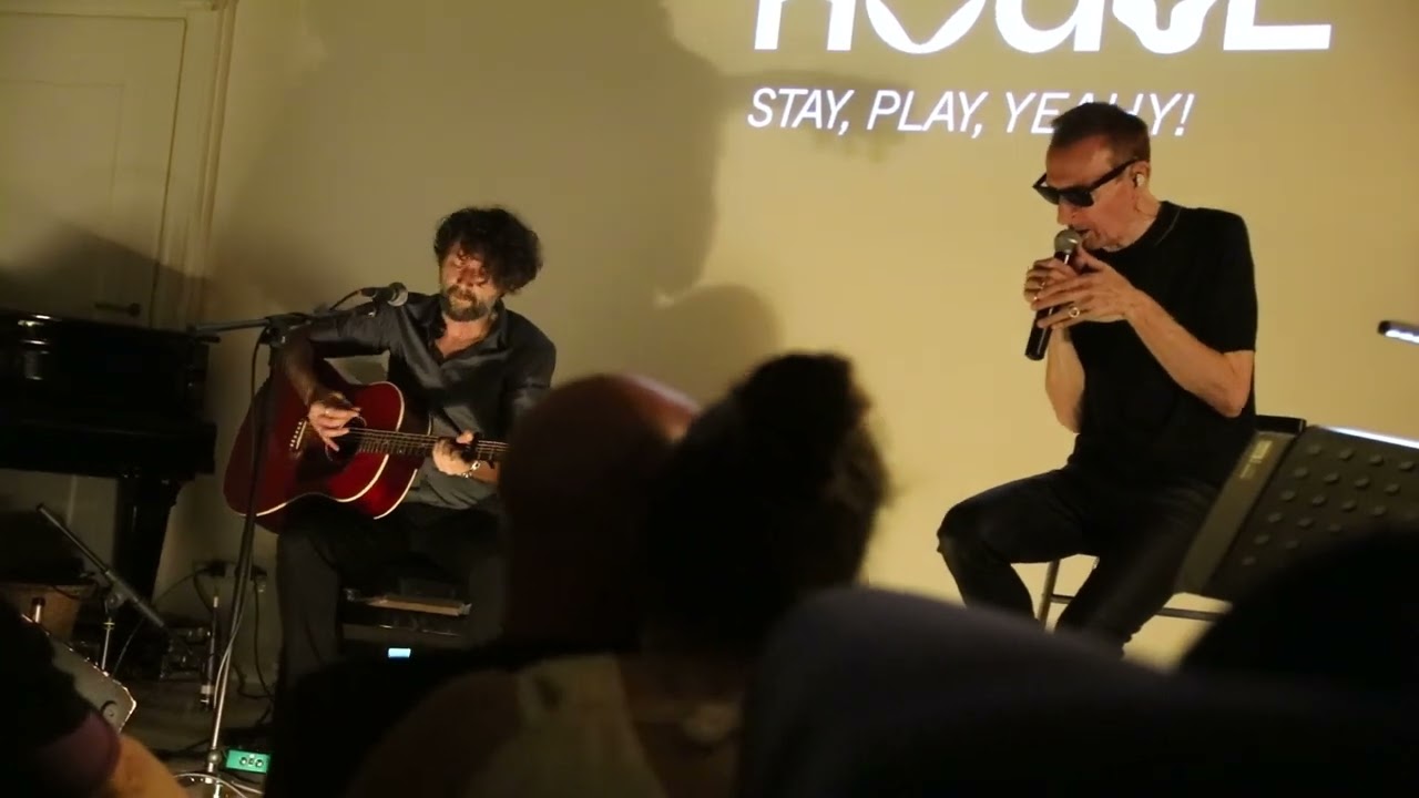 Mauro Ermanno Giovanardi e Marco Carusino 
