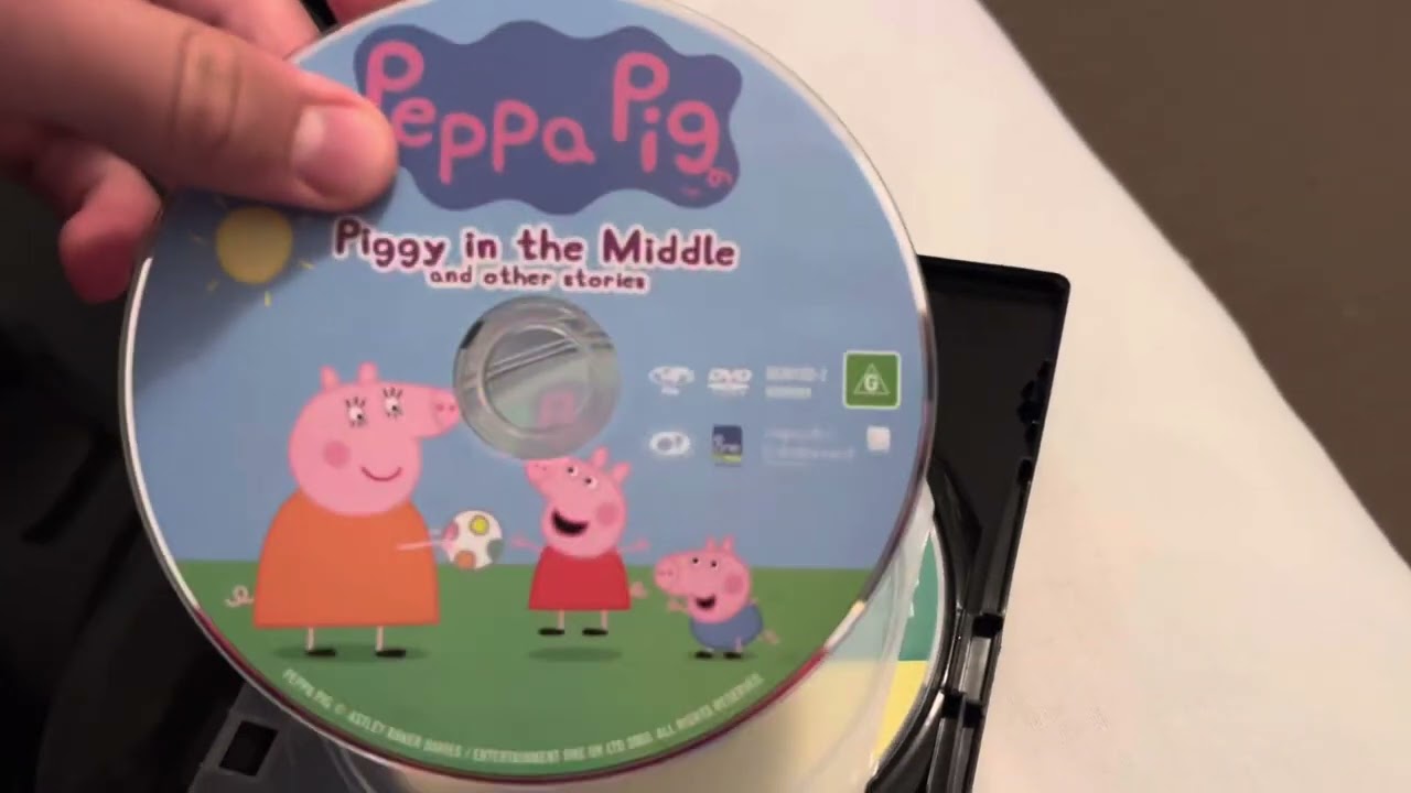 Opening to Peppa Pig Piggy In The Middle 2003 DVD