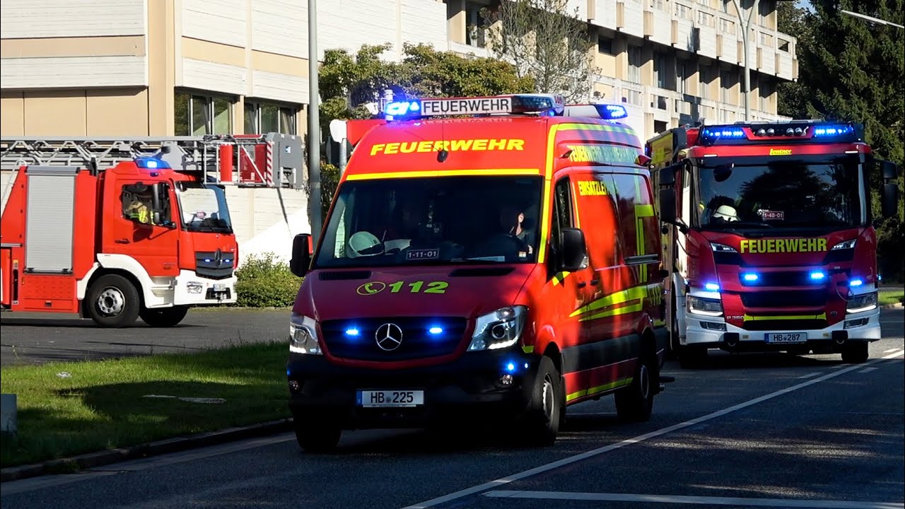 [Springlicht- & Pressluftgrüß] Einsatzfahrten Feuerwehr und Rettungsdienst der Feuerwehr Bremerhaven