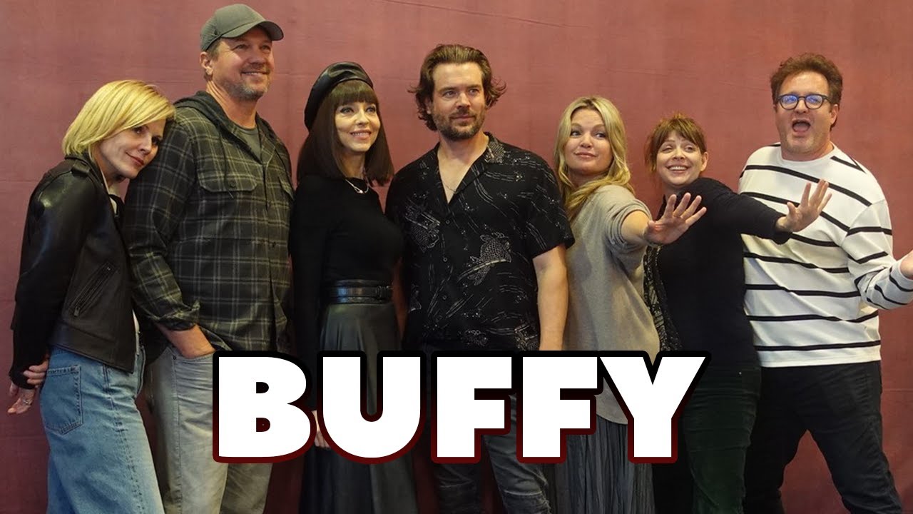 The cast of Buffy in Paris for the last convention from Clouds Con
