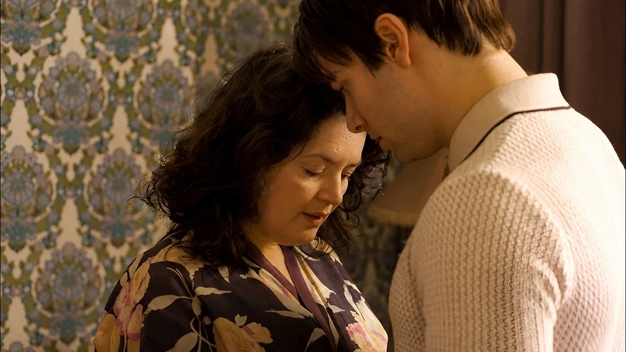 Top 5 Older Woman Younger Man Romance Movies