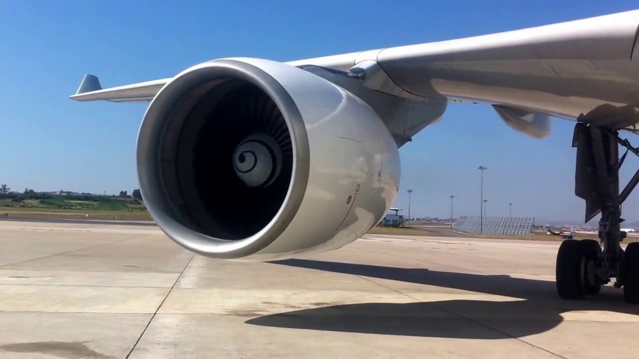 Pratt & Whitney PW4168  A330 Engine start up