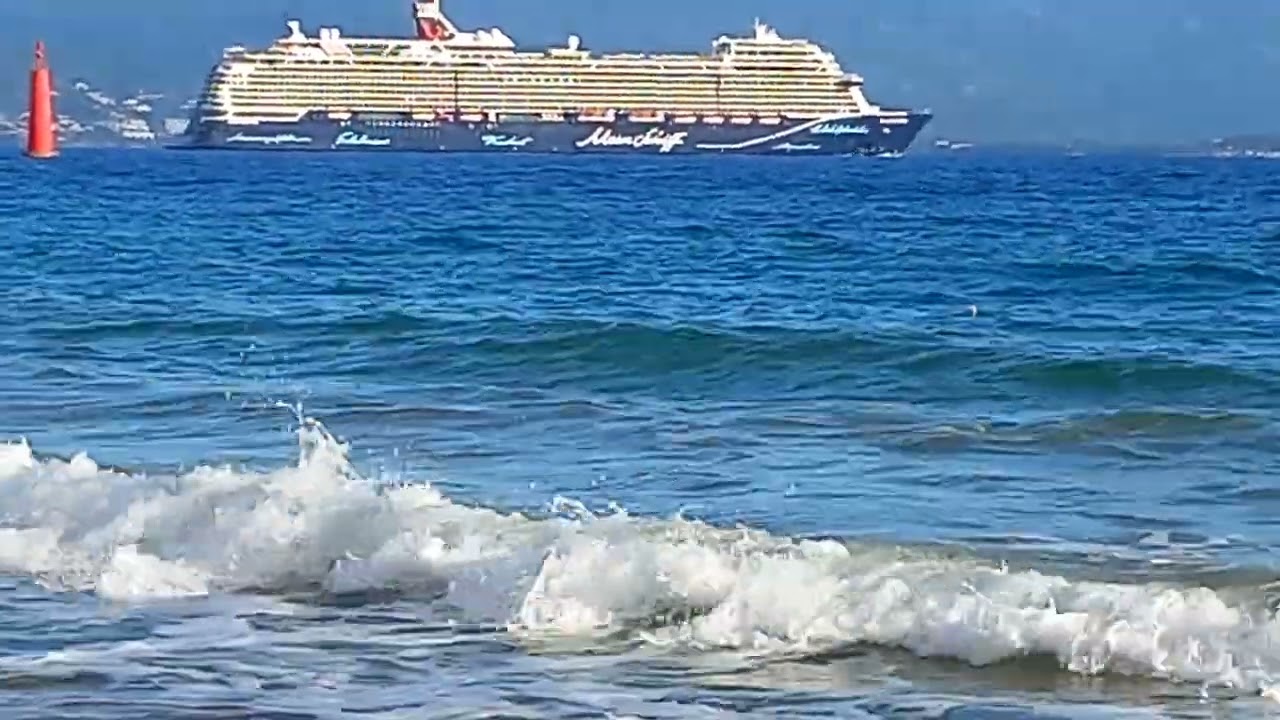 Корабли небесные и морские