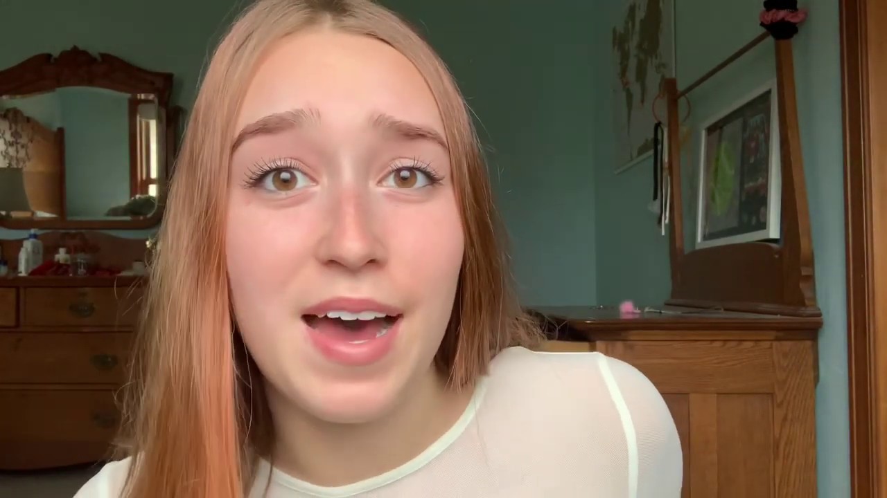 asmr- dumb librarian hits on you roleplay